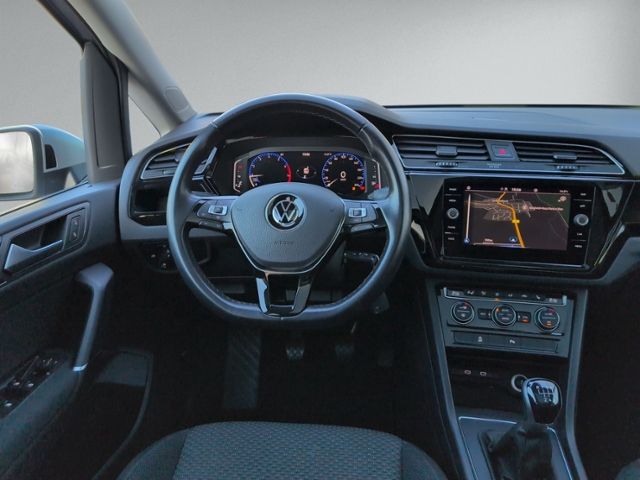 Touran 1.5 TSI Comfortline LED+NAVI+PANO+ACC+SHZ