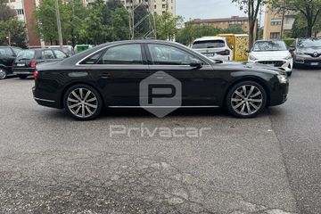 Audi A8 - 4