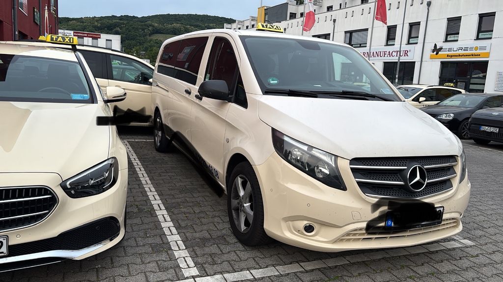 Image of Mercedes-Benz Vito