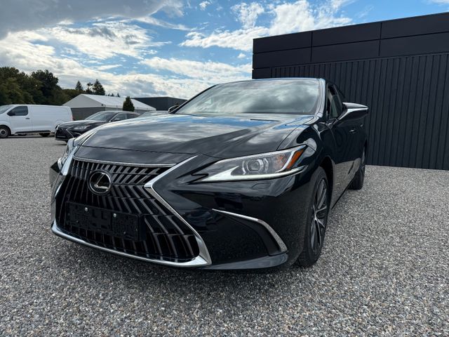 Lexus ES300h Business Line – ACC, LED, PDC, KAMERA