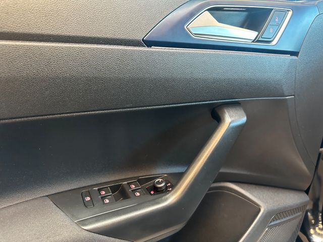 Volkswagen Polo VI *United*Kamera*PDC*DAB*