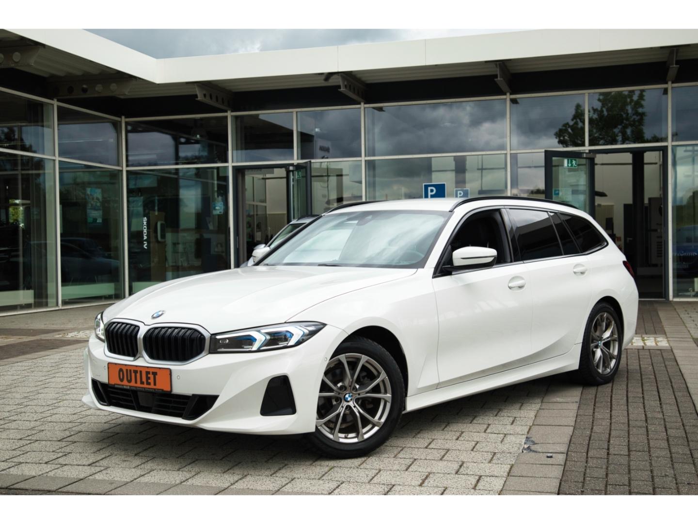 BMW 318 d Touring AHK Navi blendfreies LED ACC SHz