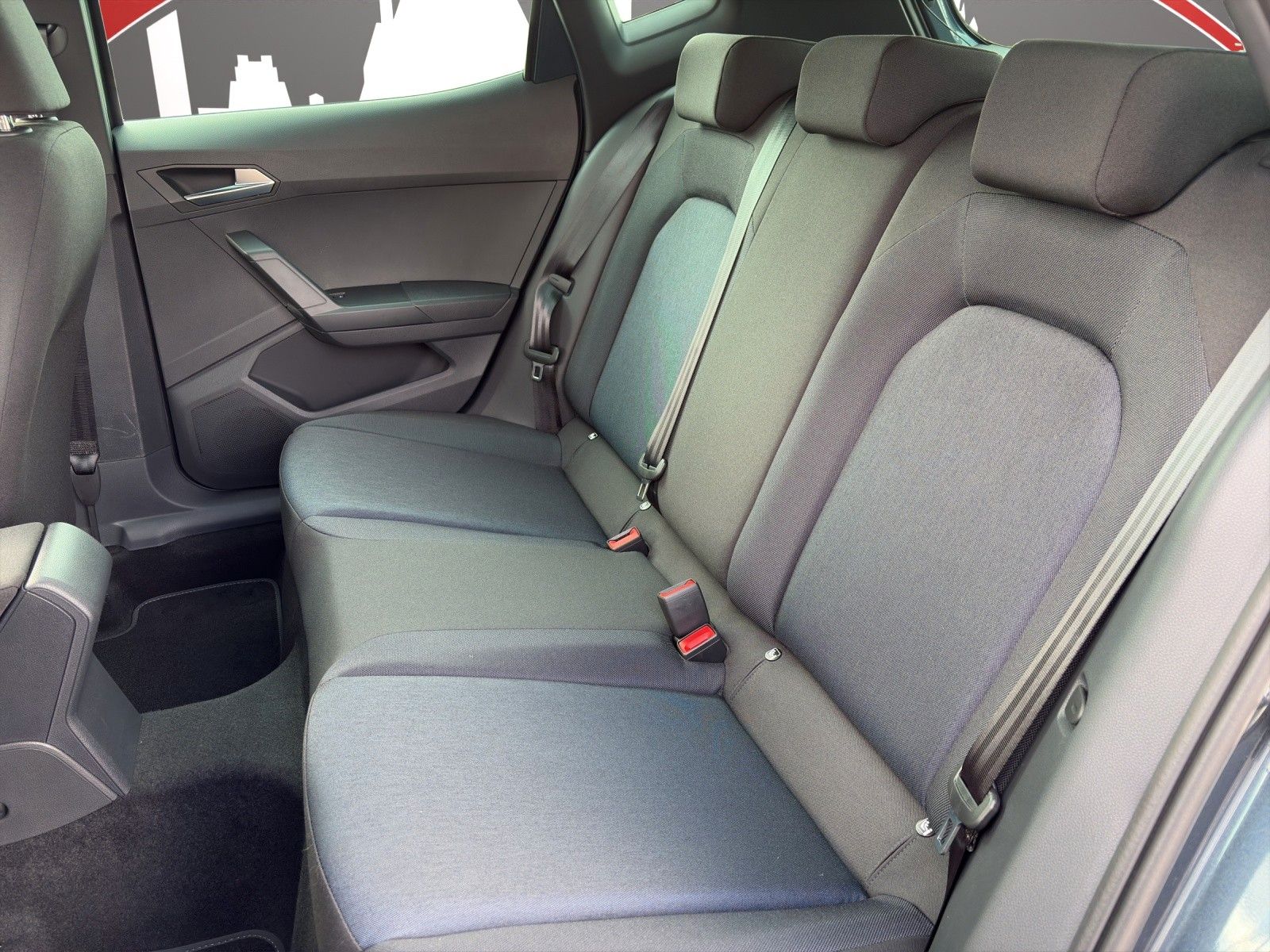 Fahrzeugabbildung SEAT Arona FR 1.0 TSI DSG AHK/ACC/RFK/SHZ/VOLLLED/KES