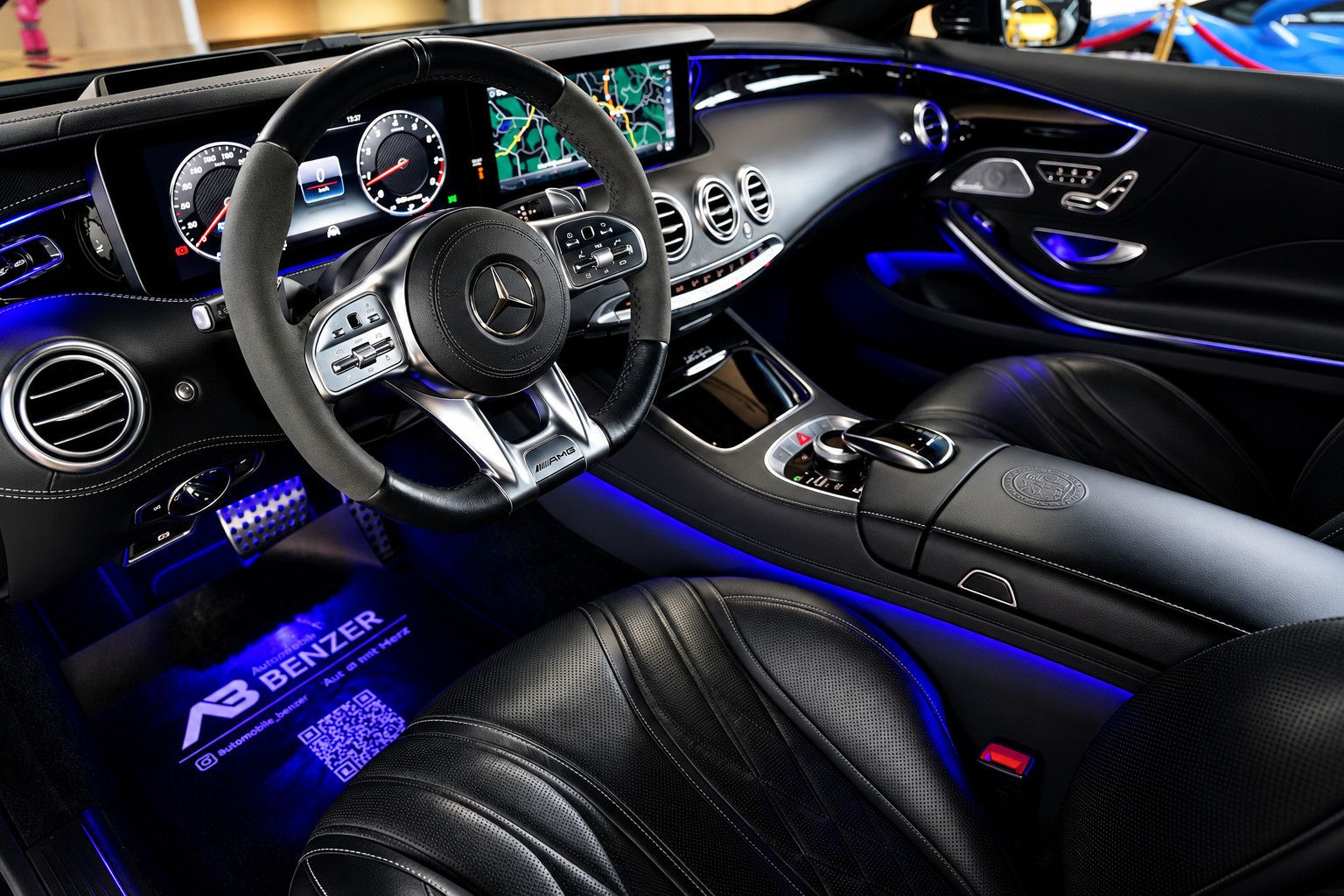 Fahrzeugabbildung Mercedes-Benz S S 63 AMG 4Matic *Pano*Designo*Ambiente*Carbon*