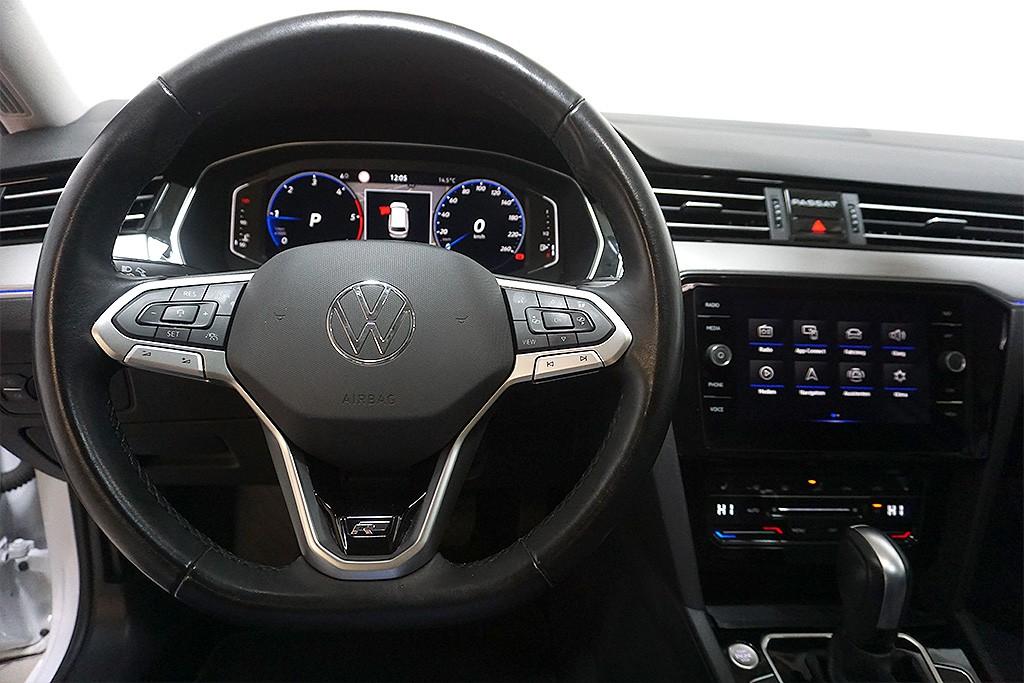 Volkswagen Passat 2.0TDI DSG R-Line Virtual Pano Navi ACC, миниатюра 12