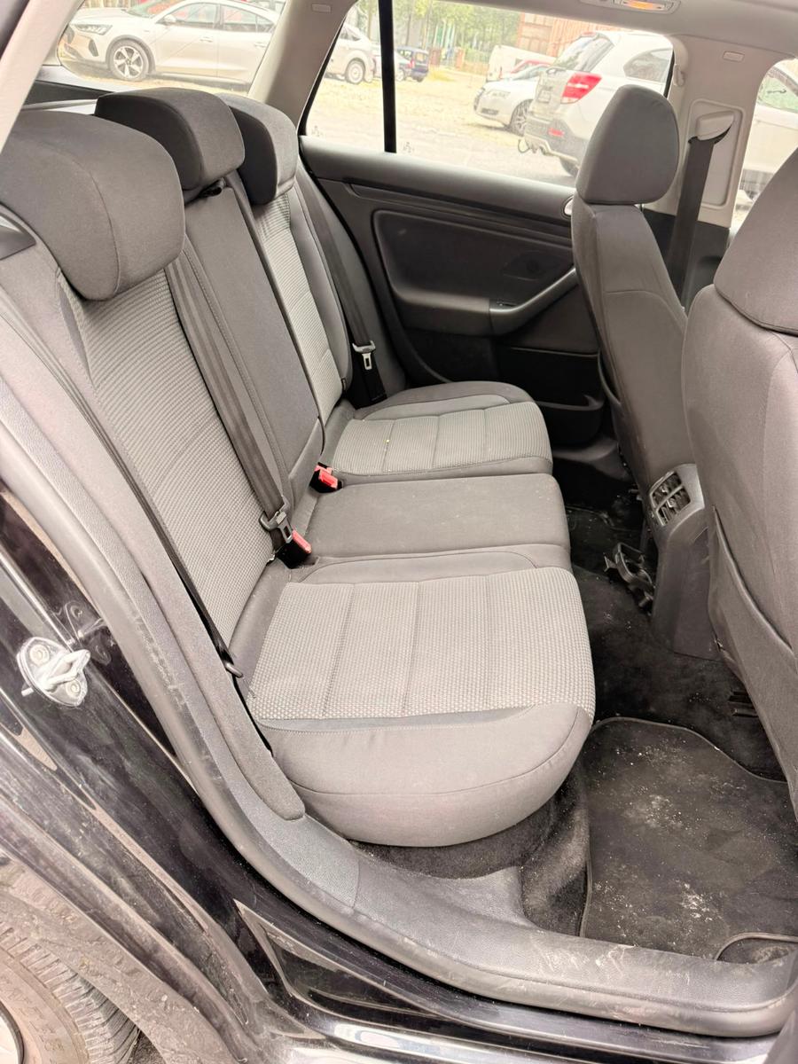 Volkswagen Golf 2010 — photo 9