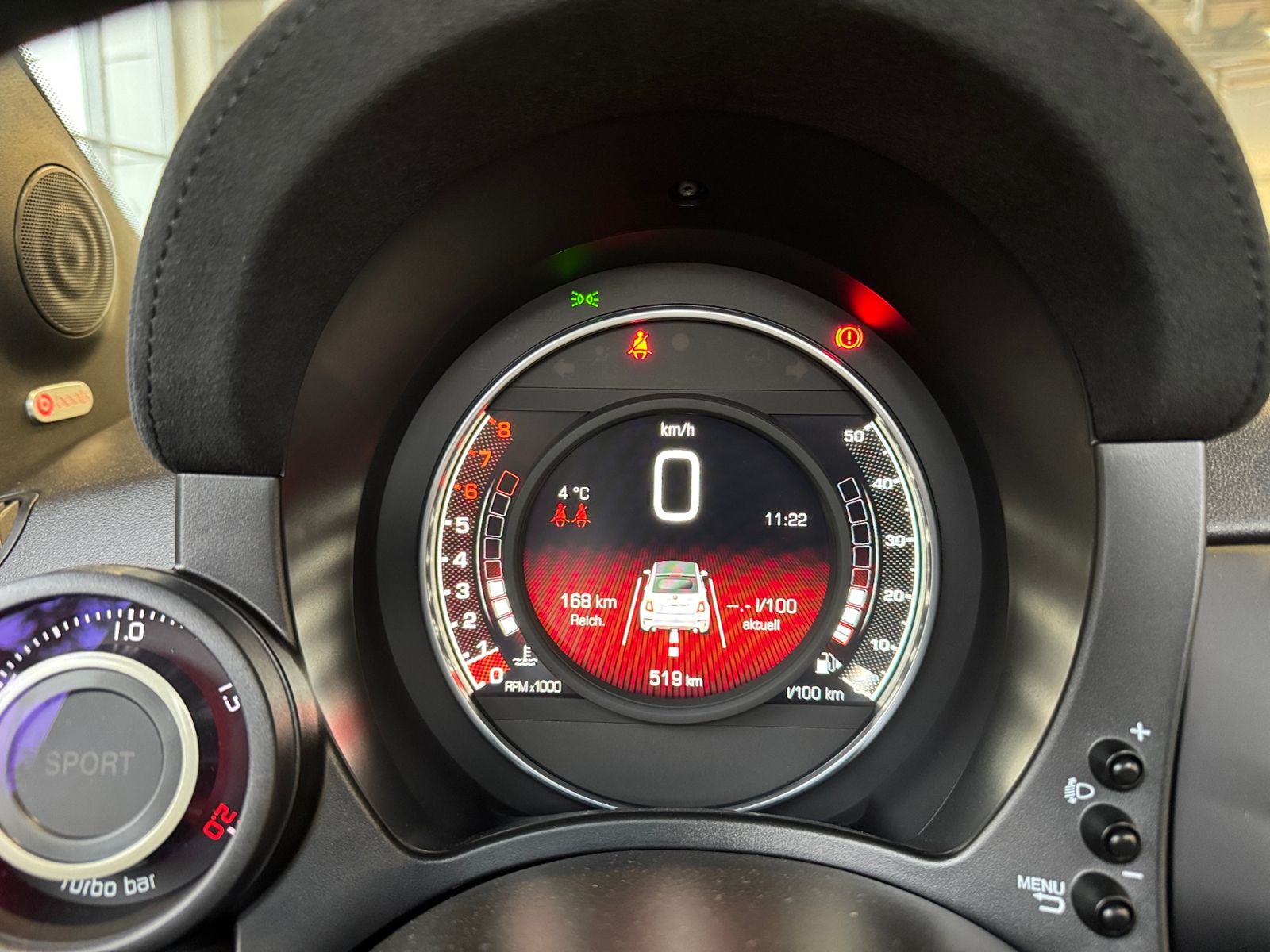 Fahrzeugabbildung Abarth 695C Turismo BEATS NAV DAB LEDER PDC ALU