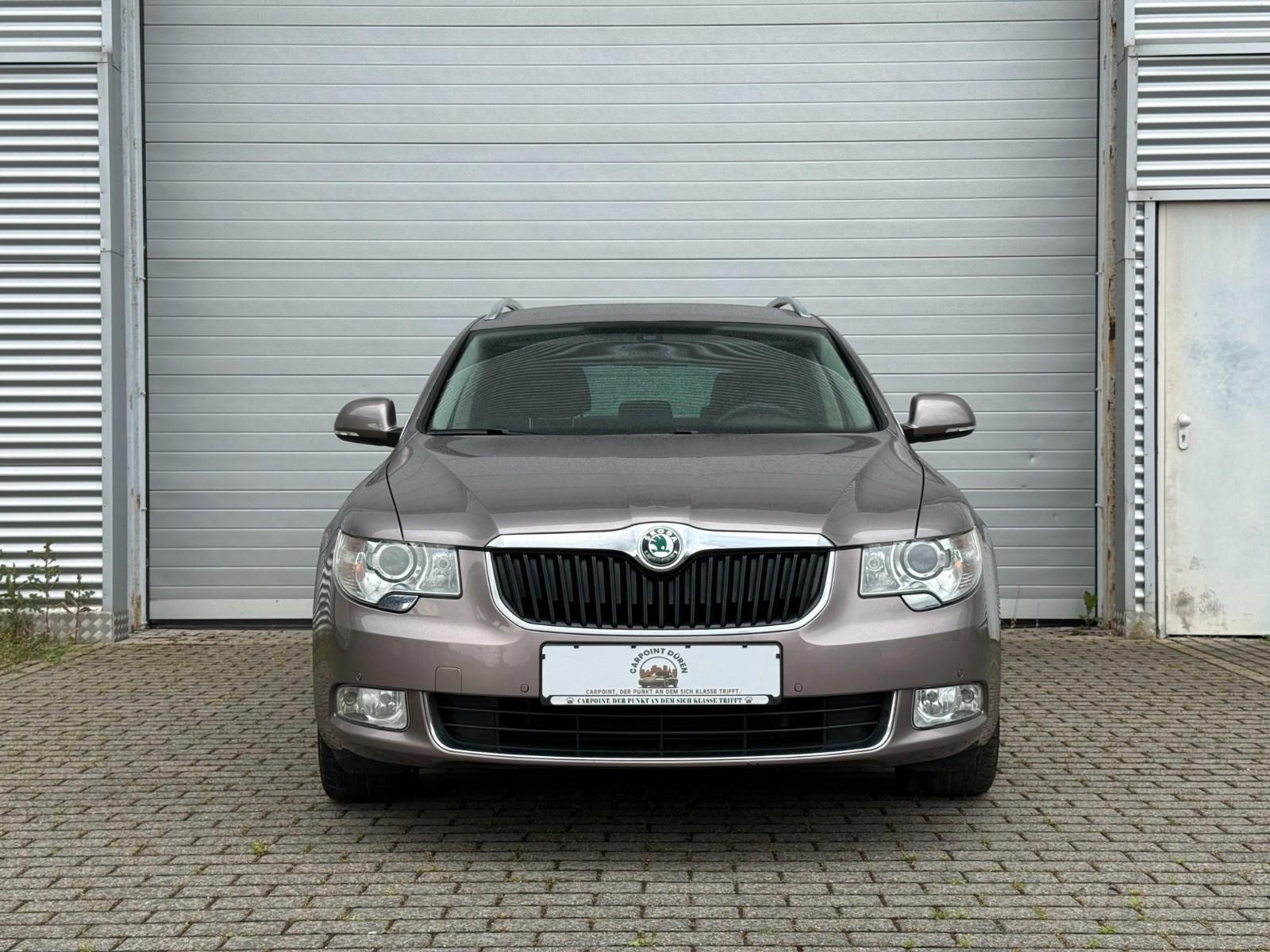 Skoda Superb Combi Elegance/Hu Neu/ Standheizung/