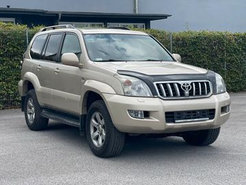 Toyota Land Cruiser - 1