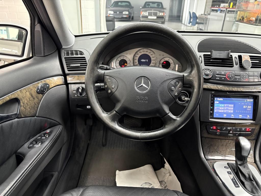 Mercedes-Benz E 270