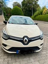 Renault Clio ENERGY dCi 90 EDC Initiale Paris Initia... - Renault Clio: Initial