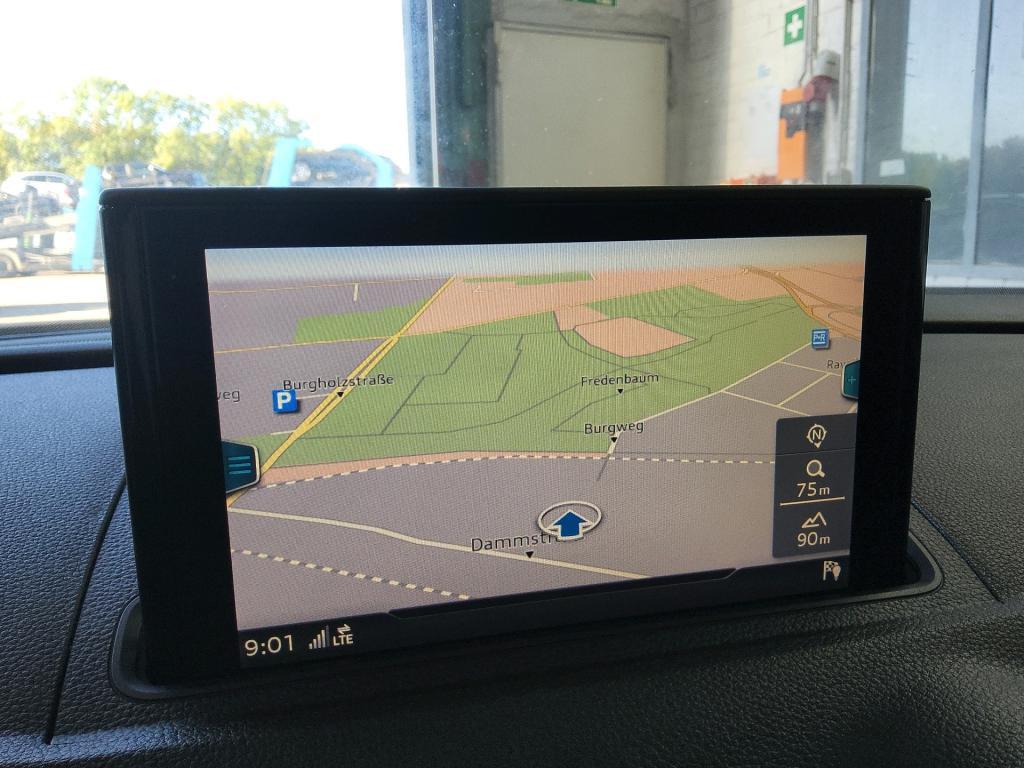 Audi A3 35 TFSI S-Line SelectionNavi Matrix LED B&O, миниатюра 4