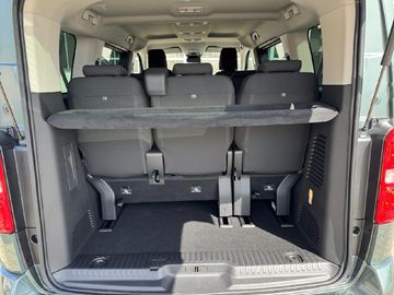 Opel Zafira Life - 12