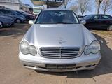 Mercedes-Benz C 180 ELEGANCE*Klima*Tüv-08-2026 - gebrauchte Mercedes-Benz C 180 aus dem Jahr 2001