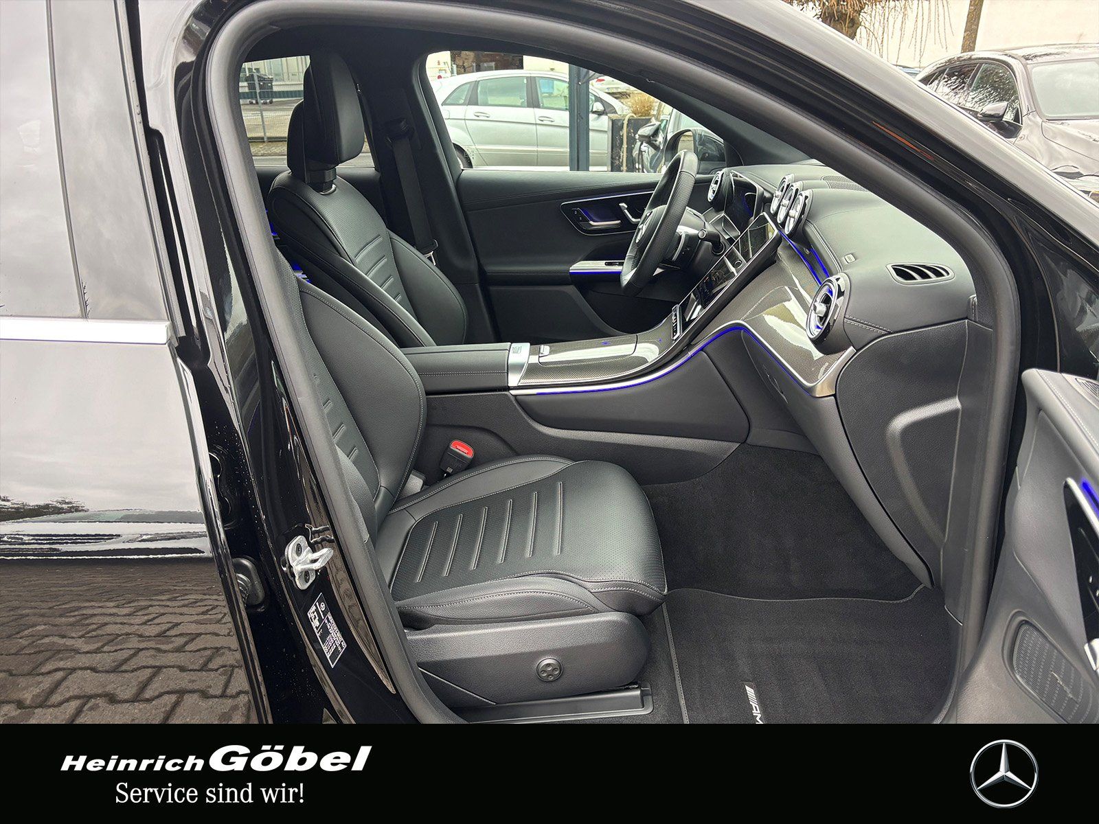 Fahrzeugabbildung Mercedes-Benz GLC 220 d 4M Coupé AMG*PANO*AHK*MEMORY*360°KAMER