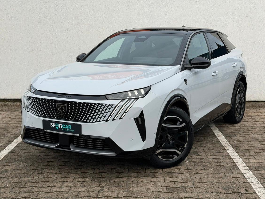 Peugeot 3008 GT Elektromotor 210,Focal,Panorama,ACC,360°