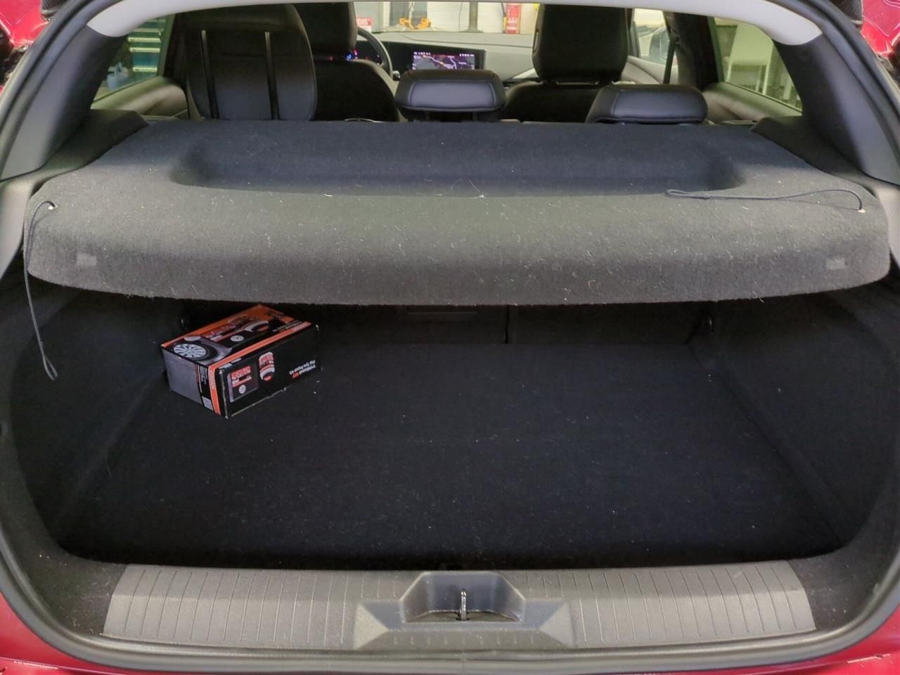 Fahrzeugabbildung Opel Astra L Lim. 5-trg. Elegance Plug-in-Hybrid