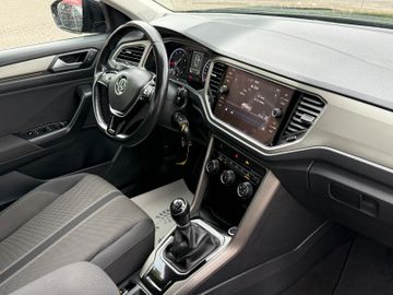 Volkswagen T-Roc - 11