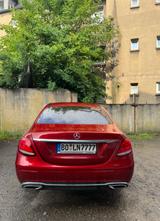 Mercedes-Benz E 220 d Autom. - - Mercedes-Benz E 220: Rot, Leder