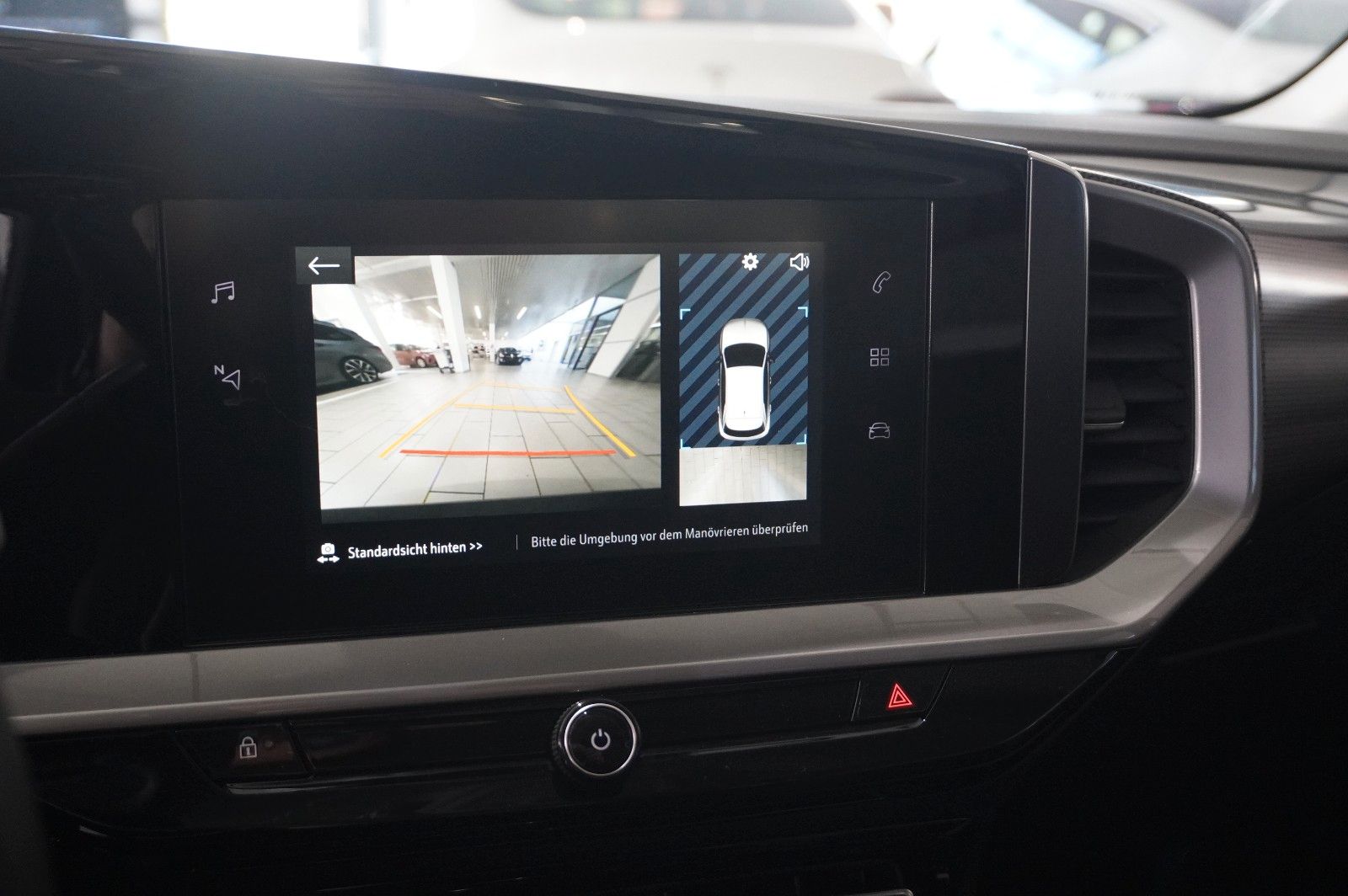 Fahrzeugabbildung Opel Mokka ELEGANCE 1.2T NAVI/LED/KAMERA/SPORT/SH/DAB