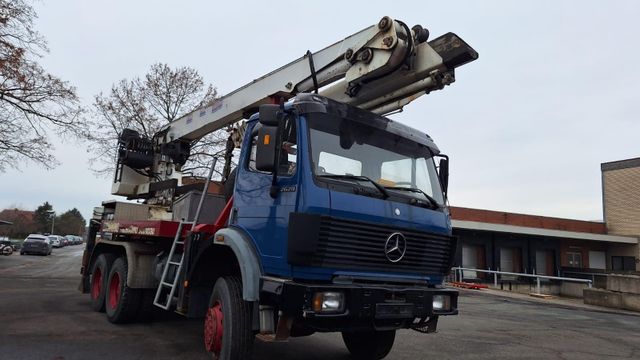 Mercedes-Benz 2629  AK Motorwagen mit Kran 6x6