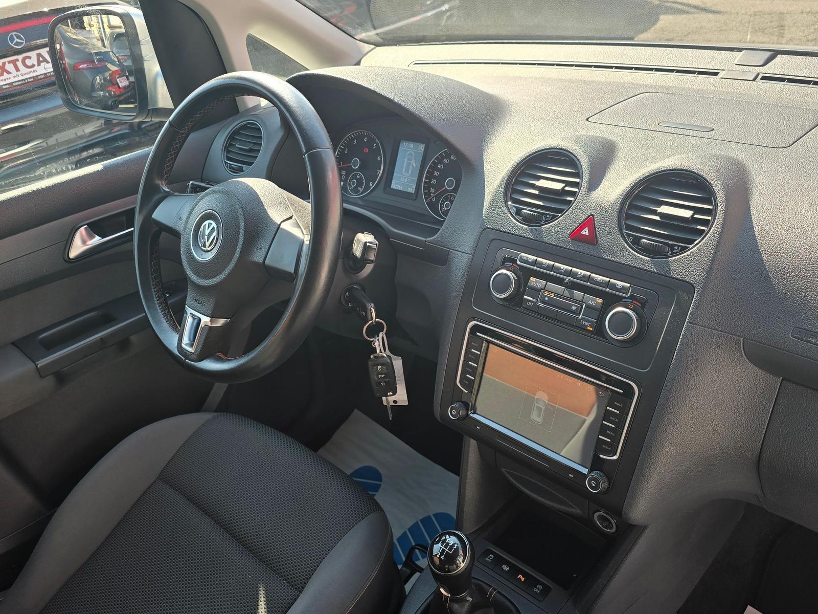 Volkswagen Caddy Maxi 1.2 TSI BMT JAKO-O Edition/7Sitzer/Na
