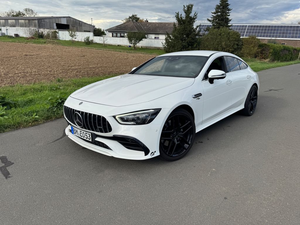 Image of Mercedes-Benz AMG GT