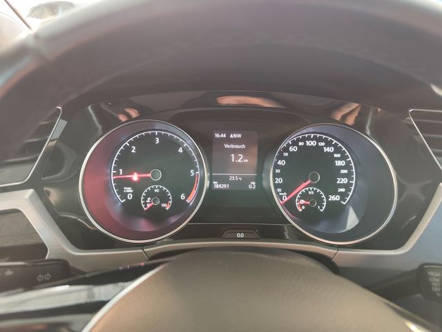 Touran 1.6 TDI *Navi*APP*Tempomat*PDC