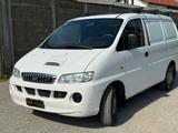 Hyundai H-1 2.5 CRDI 3 posti Van Style - gebrauchte Hyundai H-1 aus dem Jahr 2005