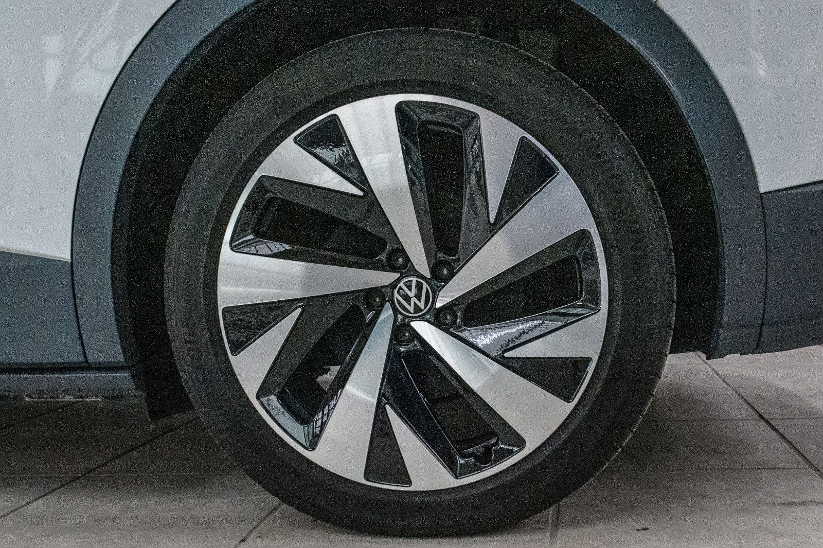 Fahrzeugabbildung Volkswagen ID.4 Pro Performance LED+NAVI+ACC+KAM+WÄRMEP+AHK