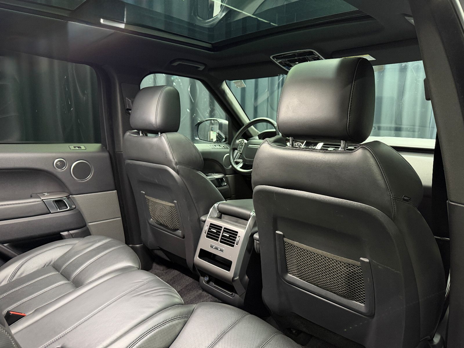 Fahrzeugabbildung Land Rover Range Rover Sport HSE|MERIDIAN|PANO|AHK|LUFT