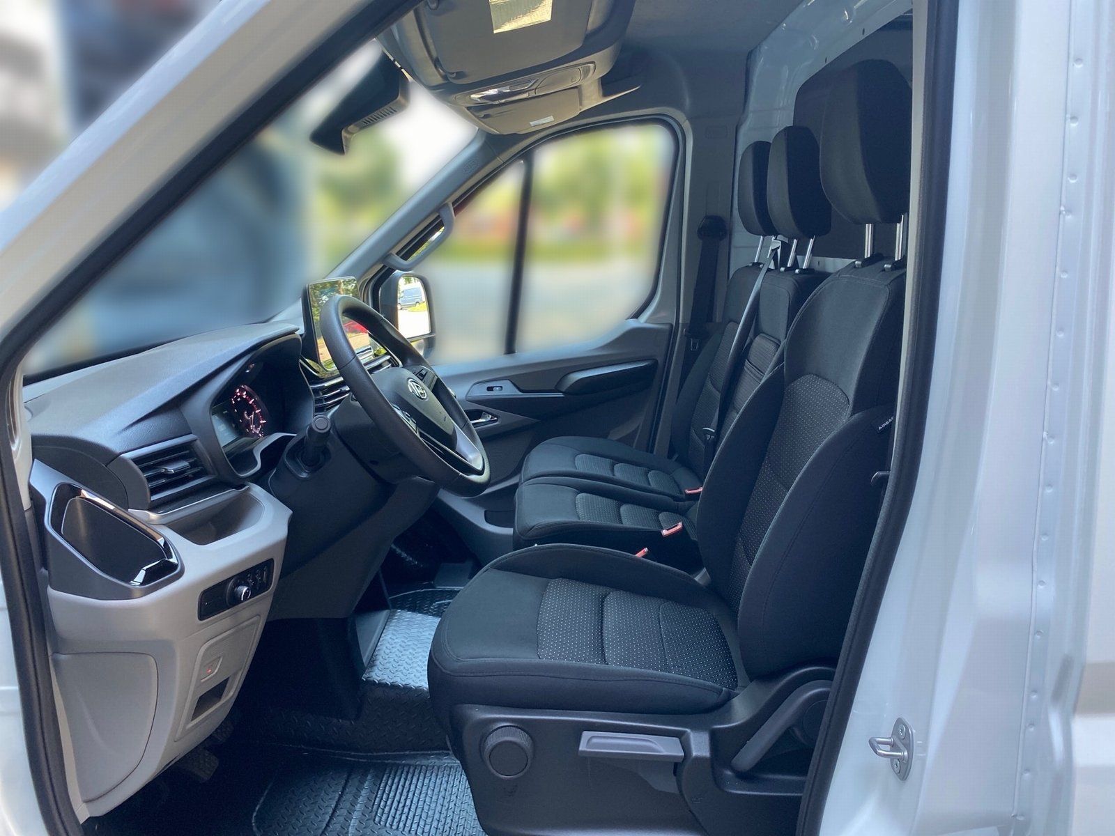 Fahrzeugabbildung Maxus Deliver9 Luxury FWD L3H2 *AKTION*