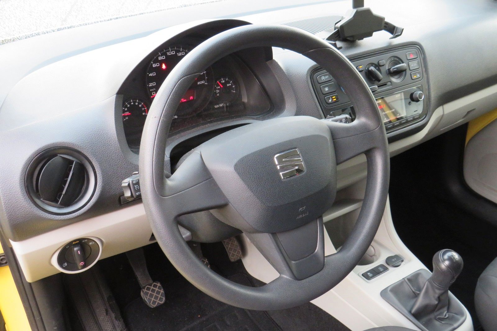 Fahrzeugabbildung SEAT Mii Style KLIMA SITZH. MAPS&MORE ASSISTENT-PA.