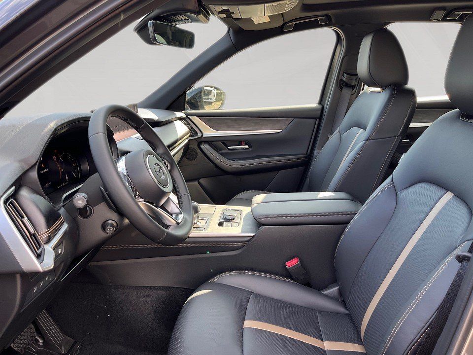 Fahrzeugabbildung Mazda CX-60 Plug-in Homura PANO