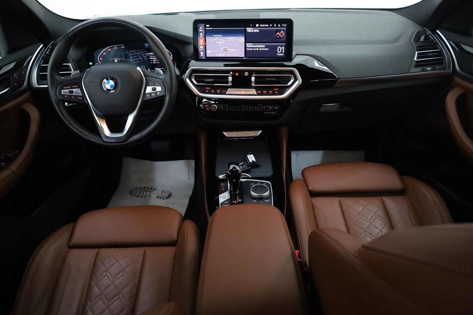 Fahrzeugabbildung BMW X4 xDrive 20 d,Leder,Navi,LED,360Kamera,HUD