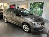 Fiat Tipo Kombi More 1.4l TB 120 PS - graue Fiat Tipo