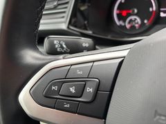 Fahrzeugabbildung Volkswagen T6.1 Multivan 150PS Navi Sitzh 3xKlima Sitzh Cam