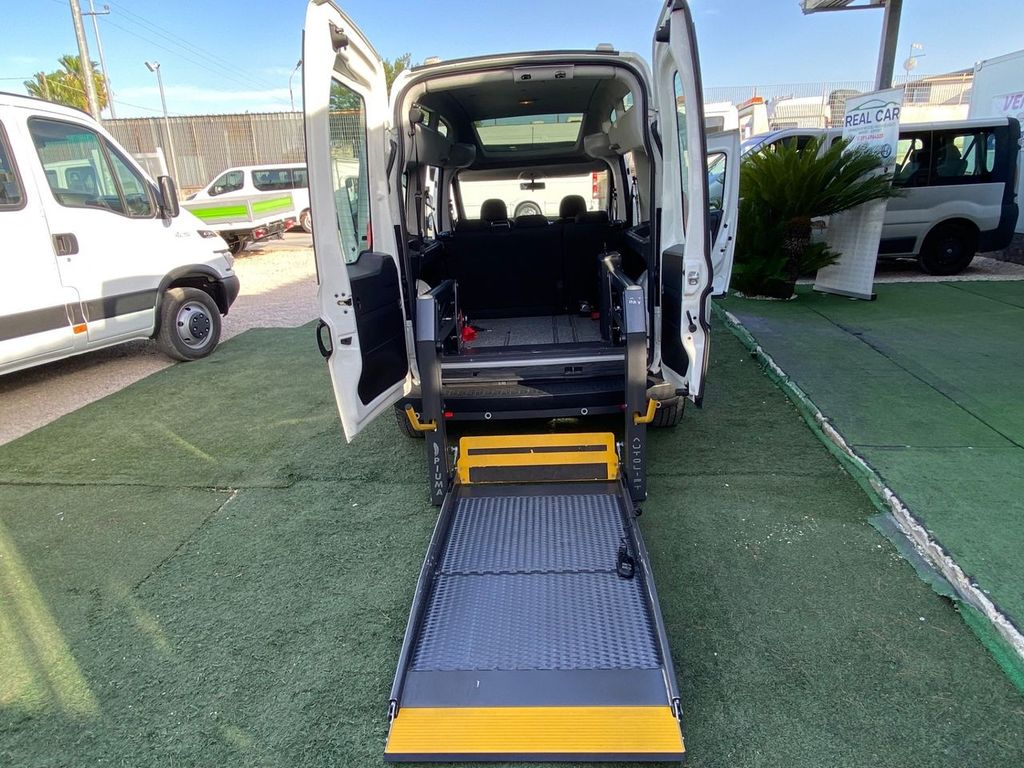 Image of Opel Combo