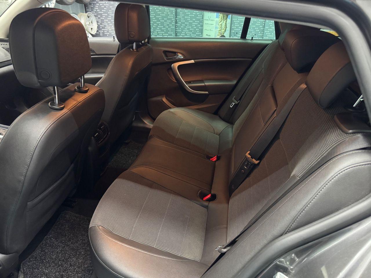 Opel Insignia 2013 — photo 13