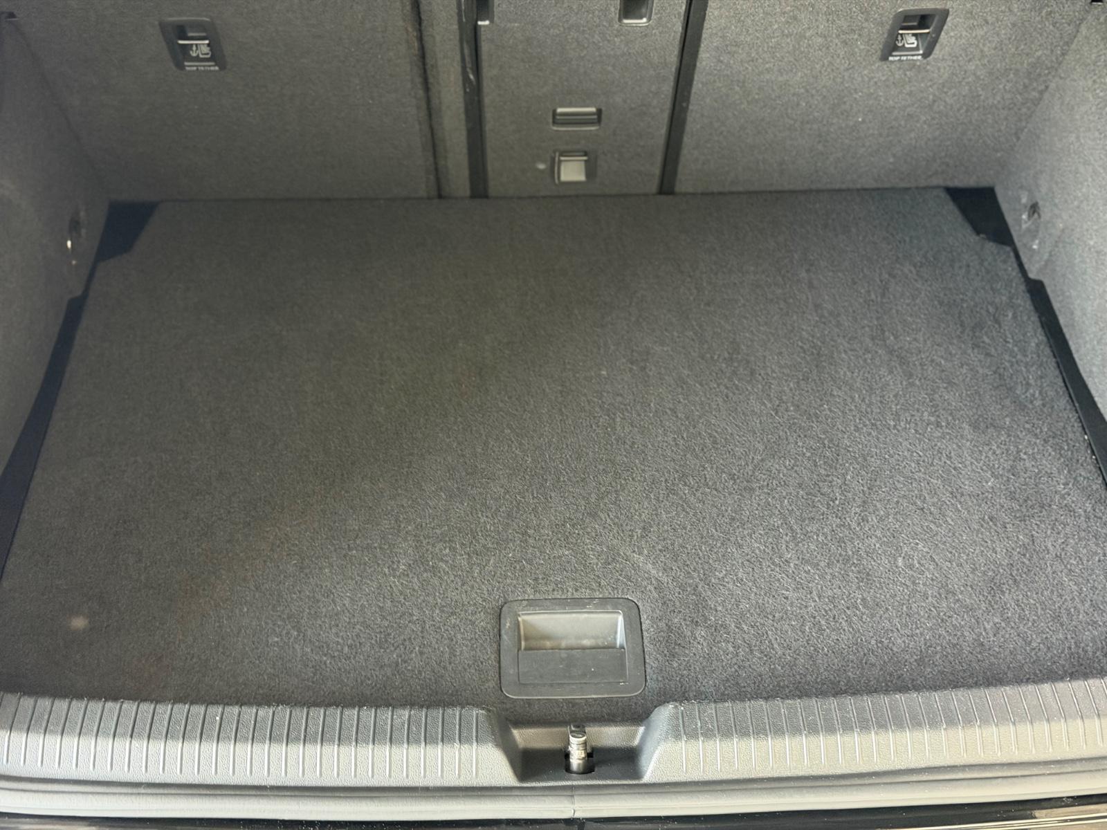 Volkswagen Golf VIII Lim. 1.5 TSI 110 kW Life ACC, миниатюра 16