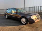 Mercedes-Benz e320 w124 *Top* *restauriert* - Mercedes-Benz E 320 in Herne