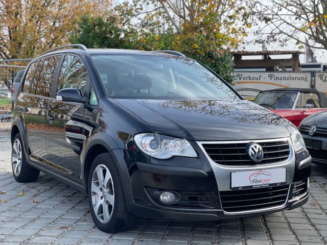 Volkswagen Touran CrossTouran/Navi/PDC/