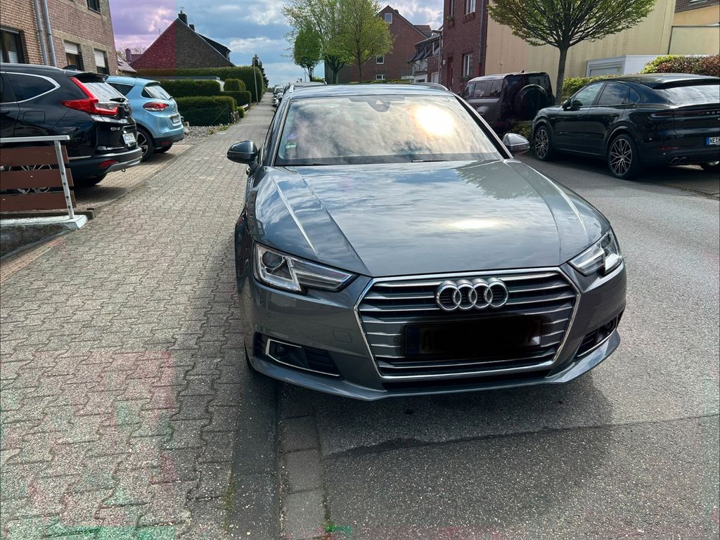 Image of Audi A4