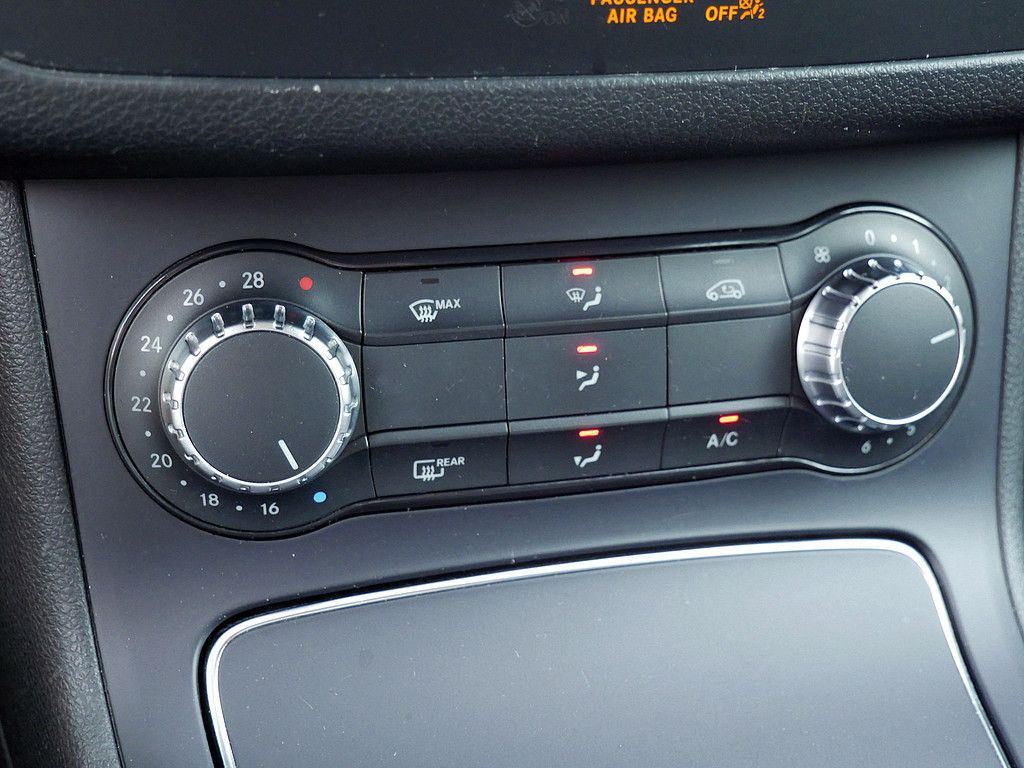 Fahrzeugabbildung Mercedes-Benz B 200 Urban Style Edition SHZ PTS NAVI AHK LED