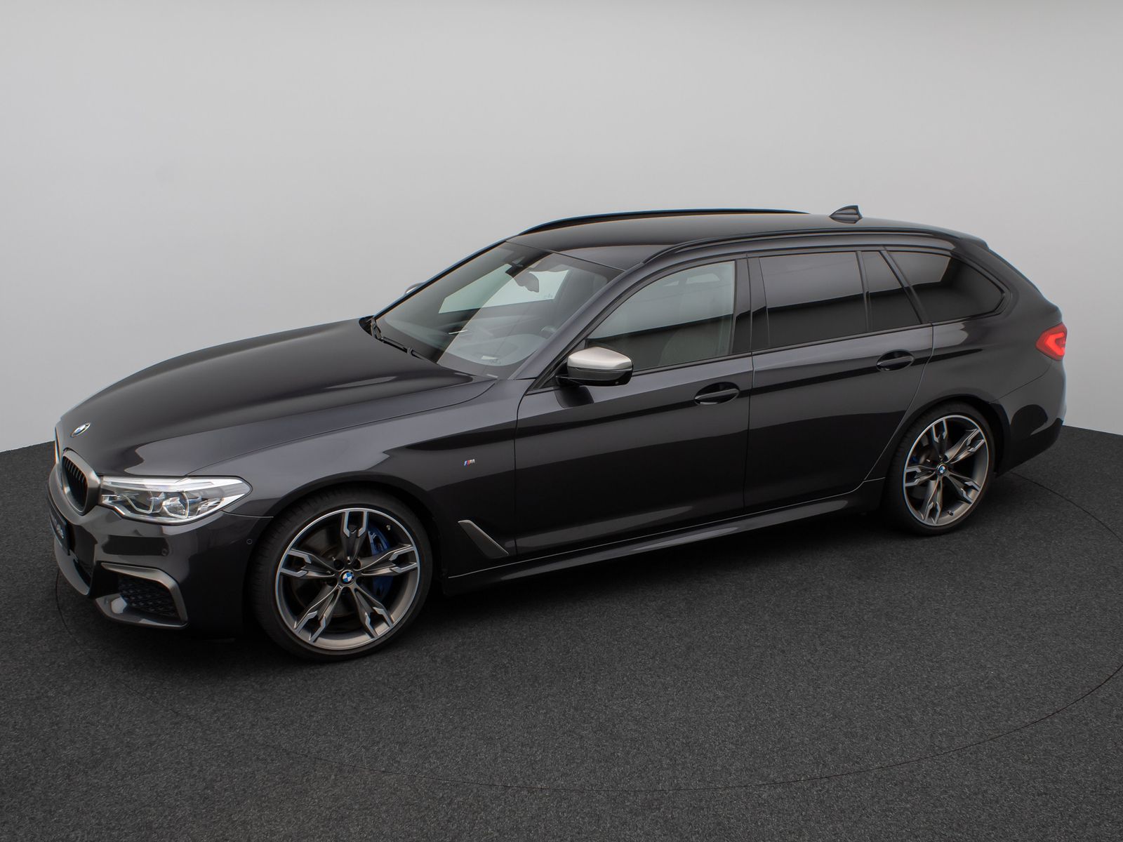 Fahrzeugabbildung BMW M550d xD Laser 360°HUD H/K AHK Komfort 20Zoll