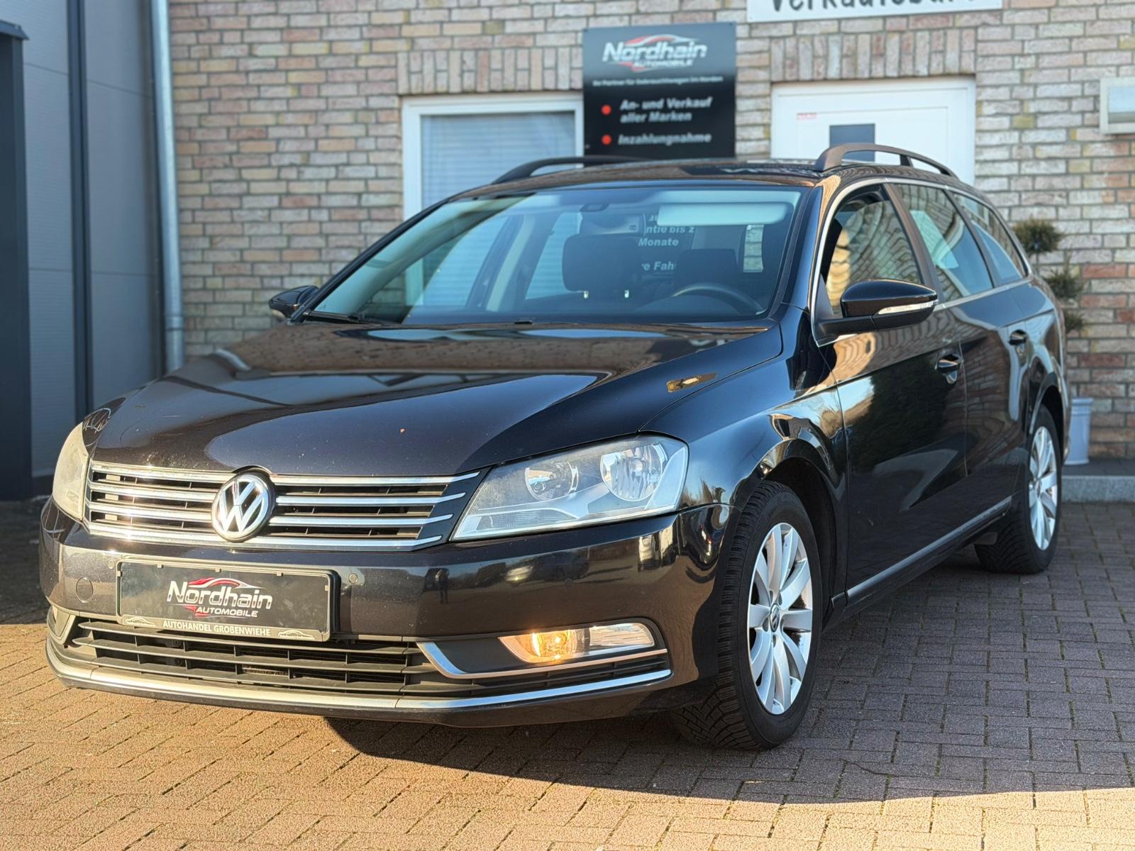 Volkswagen Passat Variant*SHZ*AHK*ALO*NAVI*TEMPO*