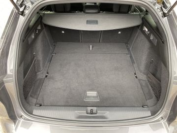 Bild 9 Opel Astra GS ST AT8/NAVI/SHZ+LHZ/PDC vo+hi+360Cam