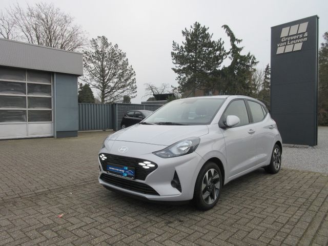 Hyundai i10 Facelift 1.0 AT TREND+ NAVI RFK WINTERP. 15"