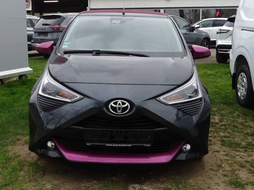 Fahrzeugabbildung Toyota Aygo 1.0 x-style  Faltdach