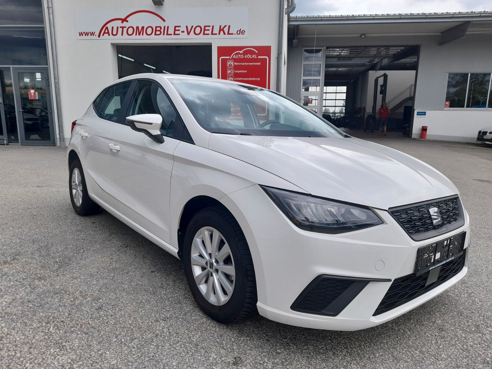 SEAT Ibiza 1.0 TSI LED/PDC/SHZG/KLIMAAUTO/DAB